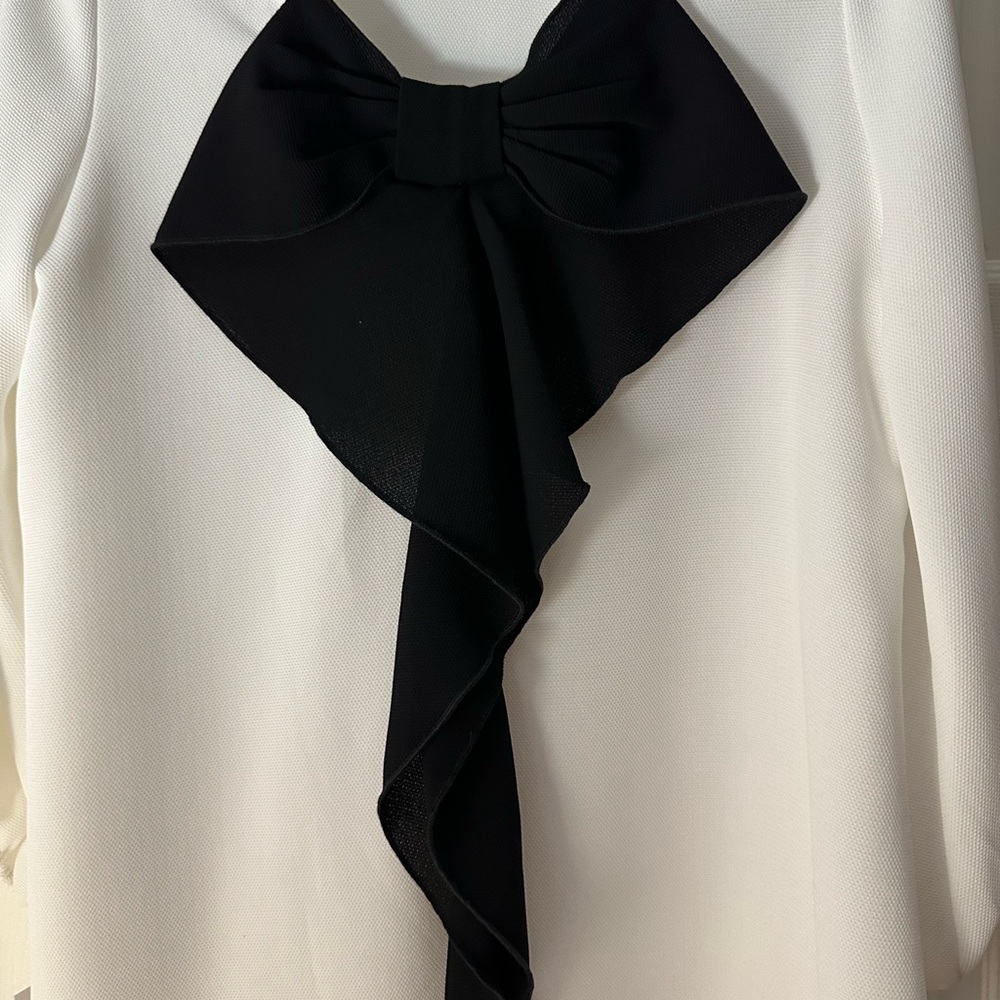 IC Collection Elegant White Women's Top with long black bow down back